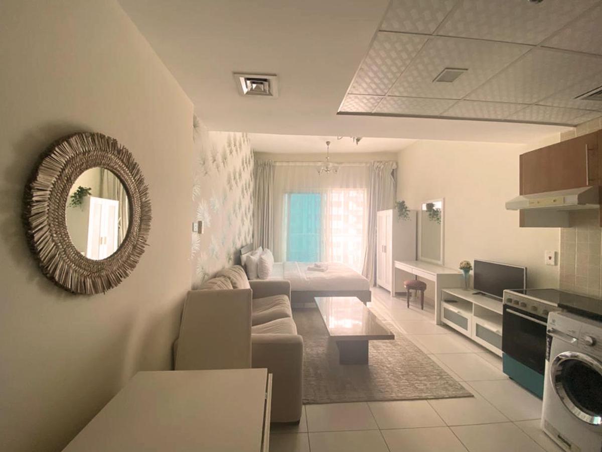 Panoramic Sea Views Studio Apartment - Marina ดูไบ ภายนอก รูปภาพ