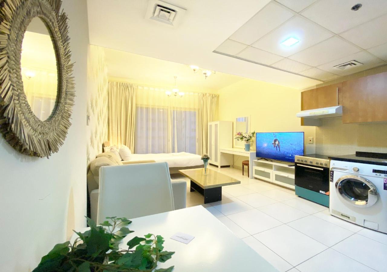 Panoramic Sea Views Studio Apartment - Marina ดูไบ ภายนอก รูปภาพ